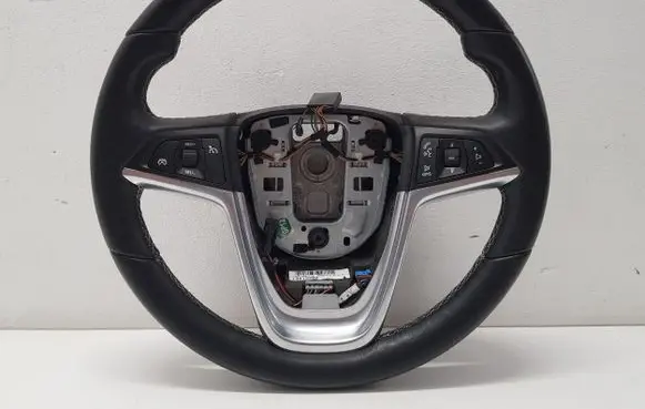 Opel Meriva B Steering wheel 13412202
