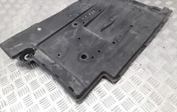 Toyota Auris E180 Rear bumper underbody cover/under tray 5816802050