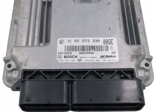 Opel Insignia A Engine control unit/module 55573330