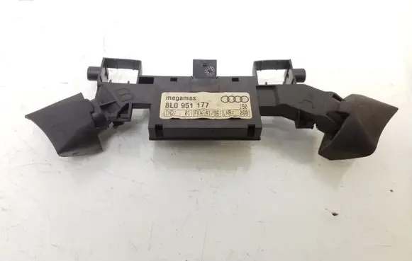 Audi A3 S3 8L Ultrasonic Sensor 8L0951177