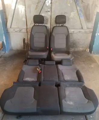 Volkswagen PASSAT B7 Seat set 