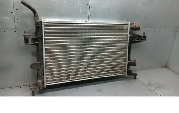 Coolant radiator