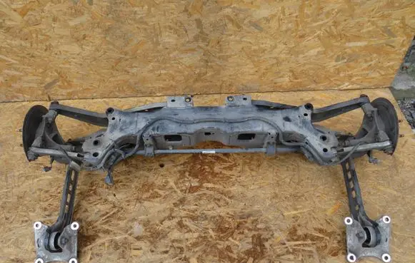 Opel Insignia B Rear beam 