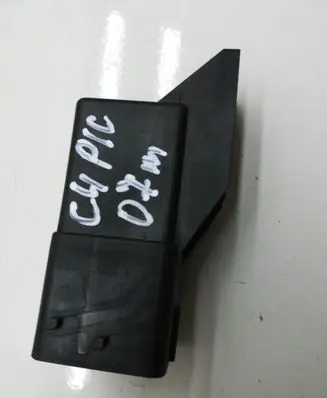 Citroen C4 I Picasso Glow plug pre-heat relay 9663696380 51252004