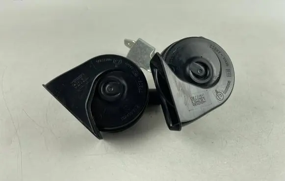 Seat Ateca Horn signal 5F0951182J 5Q0951223 5Q0951221C
