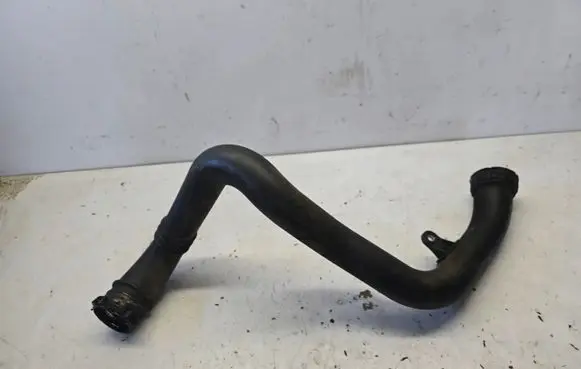 Opel Insignia B Coolant pipe/hose 39082935