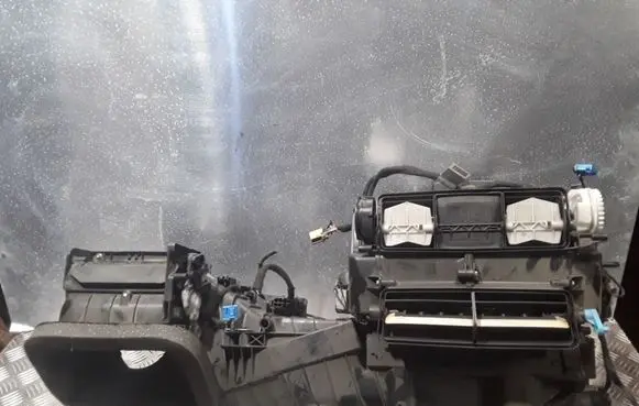 Interior heater climate box assembly