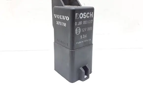 Volvo S80 Glow plug pre-heat relay 0281003037 30751798