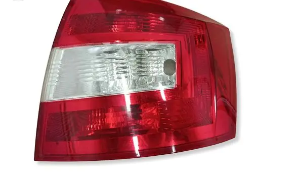 Skoda Rapid (NH) Rear/tail lights 5JJ945096
