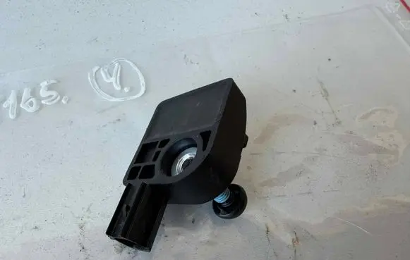 Tesla Model S Airbag deployment crash/impact sensor 100527400B