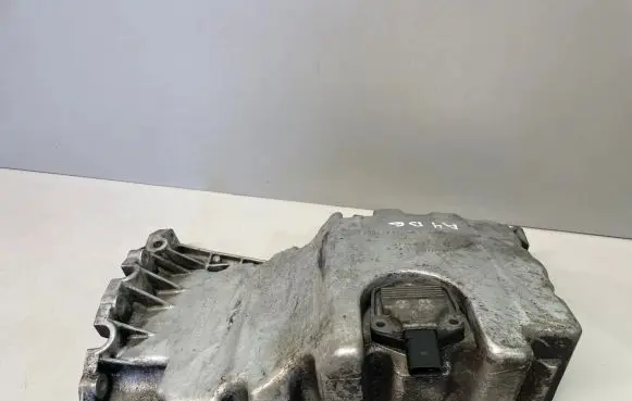 Audi A4 S4 B6 8E 8H Oil sump 06B103603