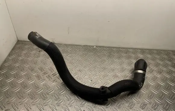 Volvo S60 Engine coolant pipe/hose 31319754
