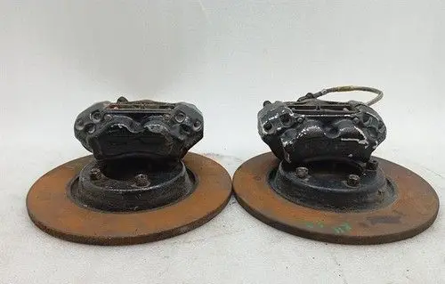 Aston Martin V8 Front Brake Caliper Pad/Carrier 0690280006