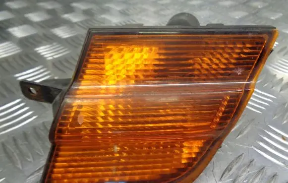 Nissan Micra Front indicator light
