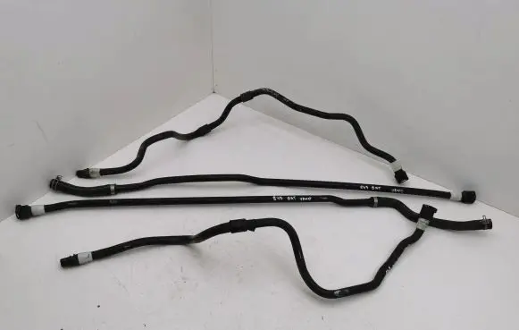 Nissan Juke II F16 Hybrid/electric vehicle battery cooling hoses/tubes 