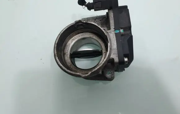 Volkswagen Caddy Throttle valve 16102266