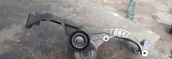 Ford Focus Generator/alternator bracket 9688628880
