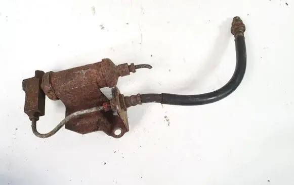 Mitsubishi Galant Air suspension compressor 