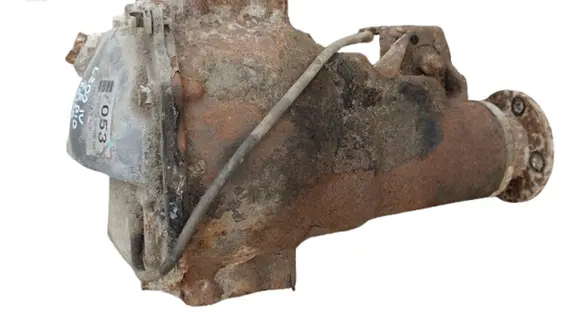 Mitsubishi L200 Front differential 