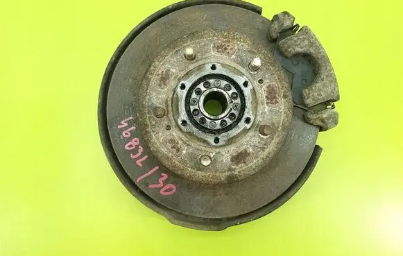 Suzuki Vitara (ET/TA) Front wheel hub spindle knuckle 