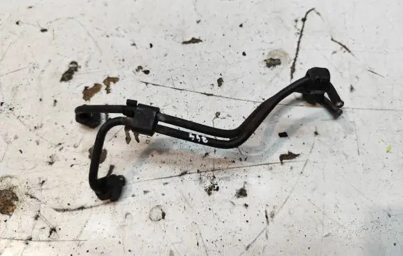 Volkswagen Golf III Fuel line/pipe/hose 