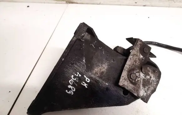 Audi A6 S6 C4 4A Engine mounting bracket 4a0199312