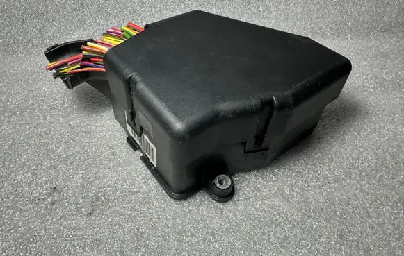 Audi A4 S4 B5 8D Fuse box set 8D1941824