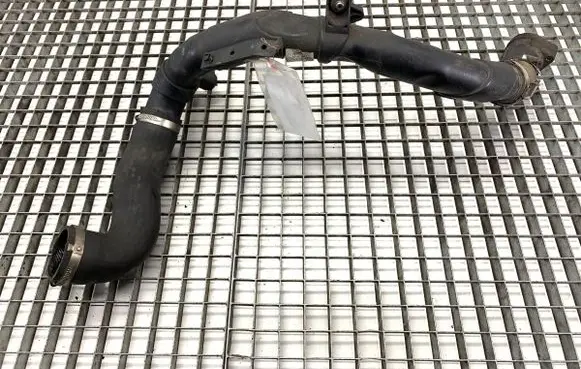 Volkswagen PASSAT B7 Intercooler hose/pipe 1K0145762HJ