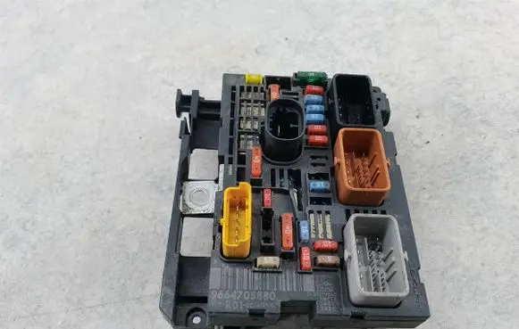 Citroen C4 Grand Picasso BSM Control unit 9664705880