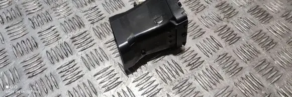Volvo V60 Dash center air vent grill 39804051