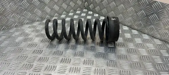 Mercedes-Benz E W212 Rear coil spring