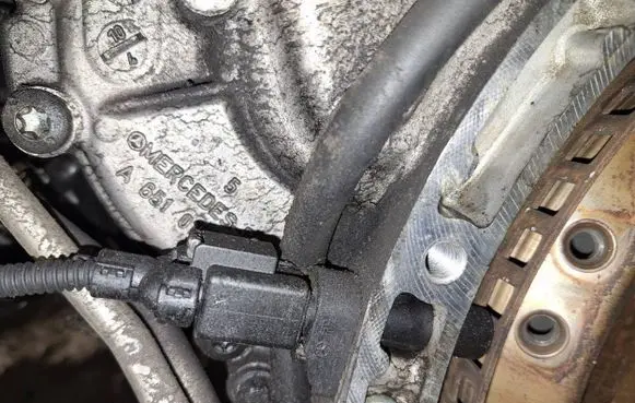 Mercedes-Benz E W212 Crankshaft position sensor