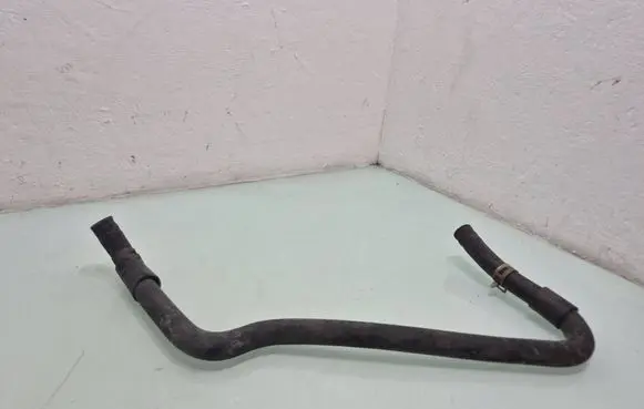 Toyota Prius (XW20) Engine coolant pipe/hose 