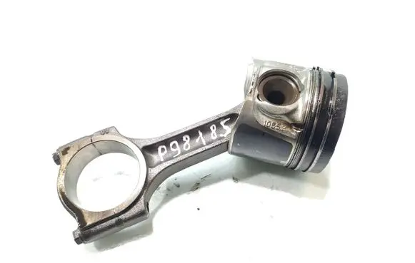 Nissan Qashqai+2 Piston with connecting rod 