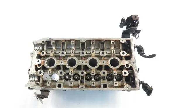 Opel Zafira B Engine head 55559340