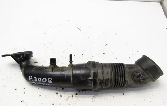 Peugeot 2008 II Air intake duct part 9824569380