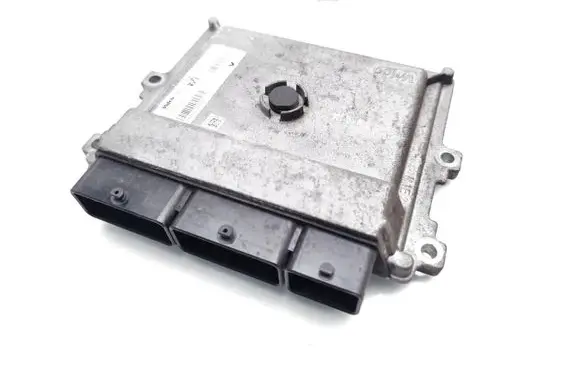 Dacia Sandero Engine control unit/module 237103008R 141971100 237102806R