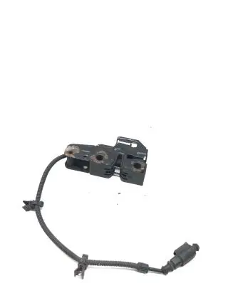 Volkswagen Touran I Loading door lock 