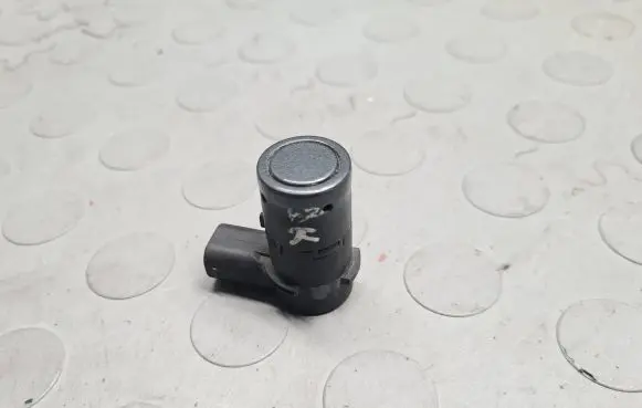 BMW 5 E60 E61 Parking PDC sensor 6989070
