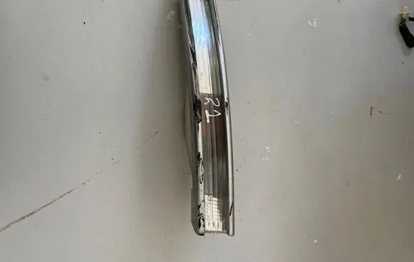 Volkswagen PASSAT B6 Front indicator light 3C0953041H