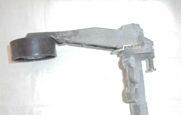 Citroen C4 III e-C4 Timing belt tensioner V75710158003