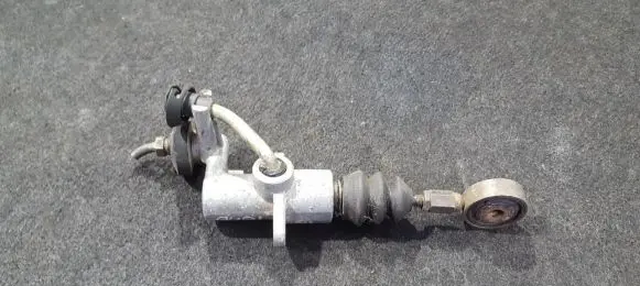 Audi A4 S4 B5 8D Clutch master cylinder 3D2721401