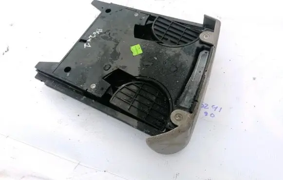 Chrysler Voyager Cup holder 0RR44TRMAB 58622I