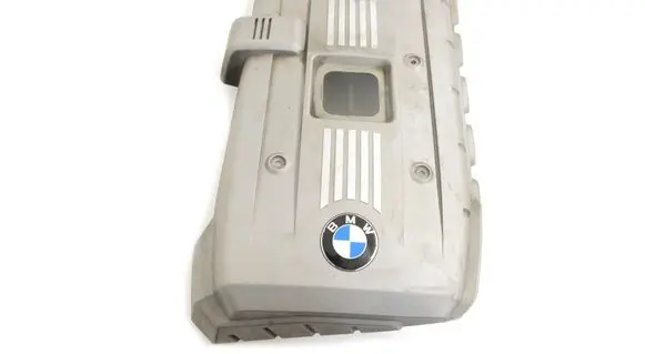 BMW 5 F10 F11 Engine cover (trim) 7531324
