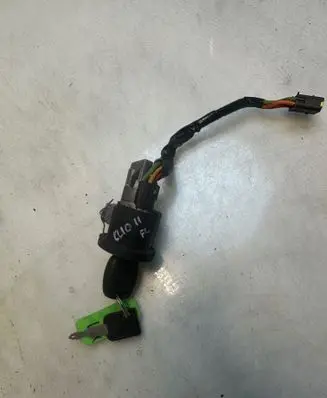 Renault Clio II Ignition lock 231132
