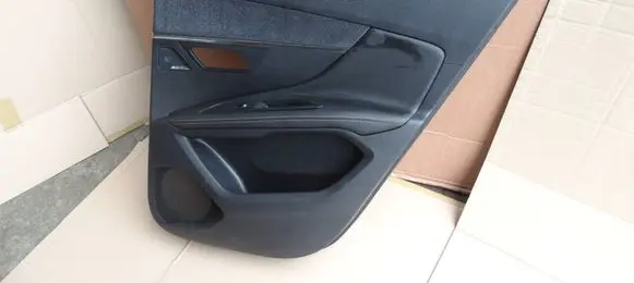 Peugeot 3008 II Rear door card panel trim 
