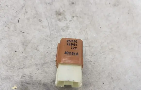 Nissan X-Trail T30 Other relay 2523079964 30224B