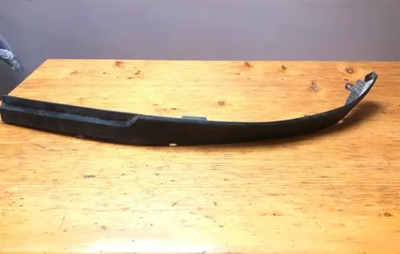 Opel Astra H Front bumper lip 13121999