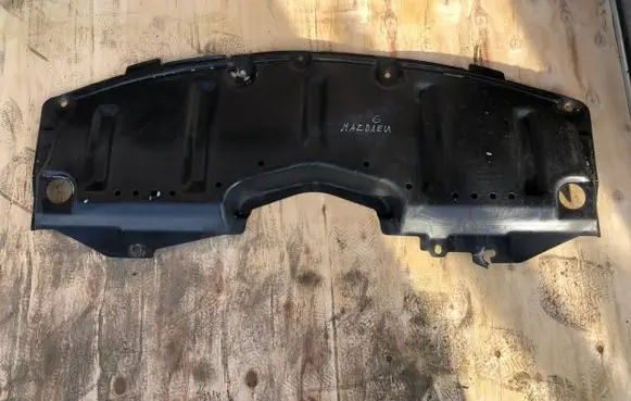 Mazda 6 Engine splash shield/under tray GS1D56112