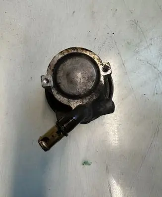 Renault Laguna II Power steering pump 231123